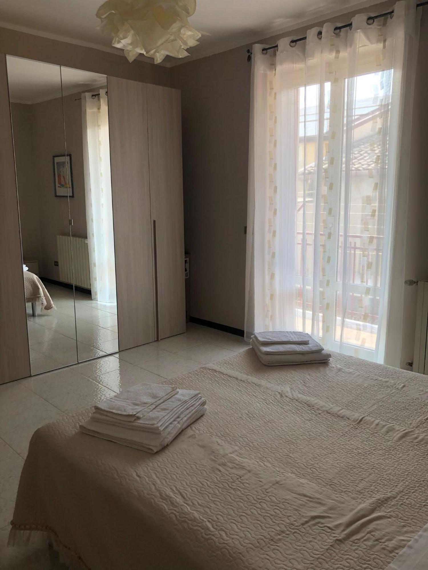 Appartamento "Rina Centro Sicilia" Pietraperzia Ngoại thất bức ảnh